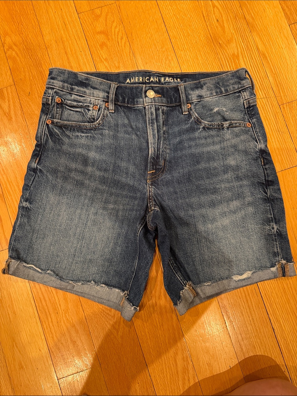 American eagle perfect Bermuda short